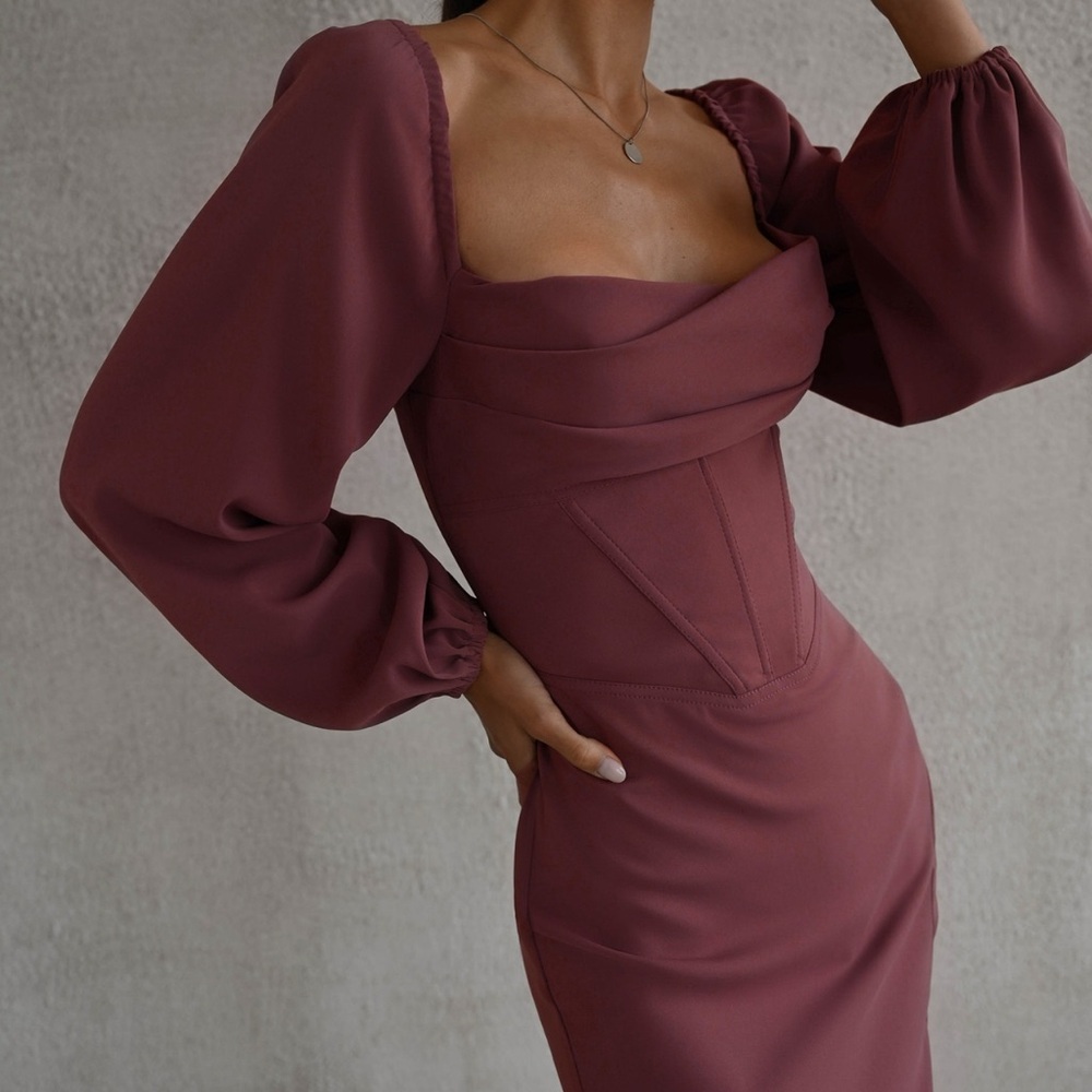 Elegant Green Women's Dress